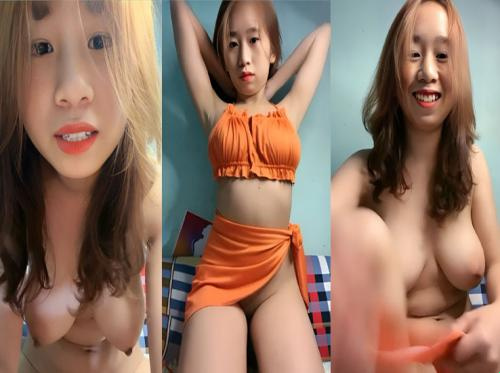 Em rau thay đồ tìm daddy Em rau thay đồ tìm daddy